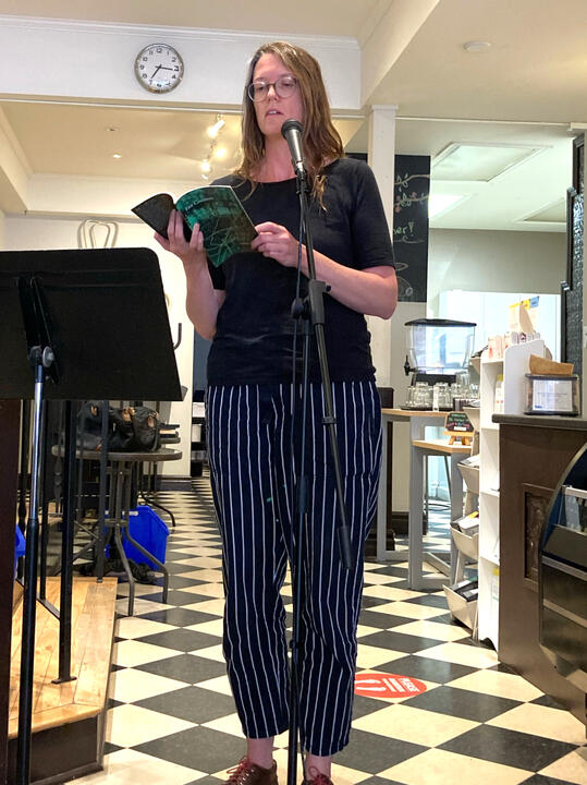 Laurie Graham reading at PEP Rally.